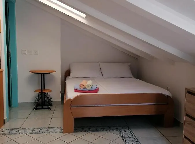 Πανσιόν Igor 4*